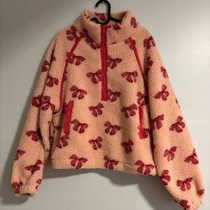 Cozy Bow print Boutique fuzzy Sherpa pull over